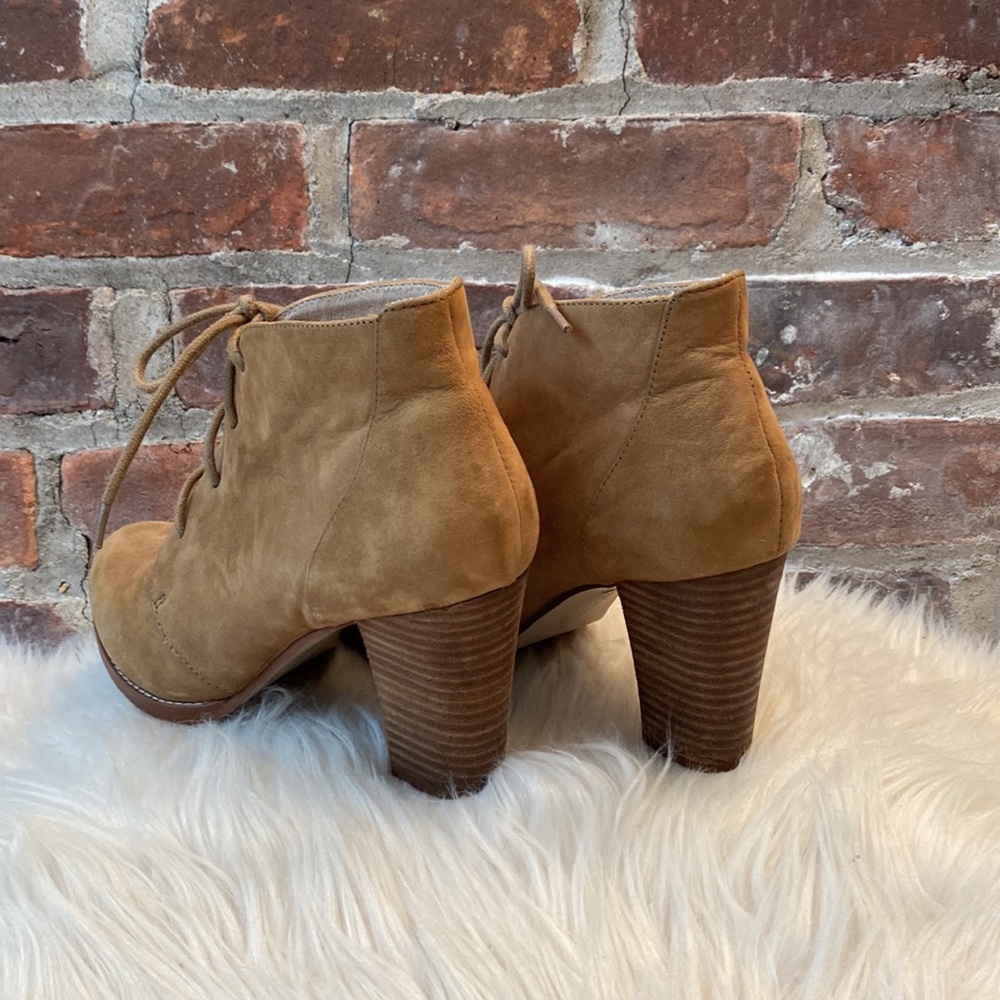 Land's End Suede Booties, Size 7.5 - Picture 11 of 17
